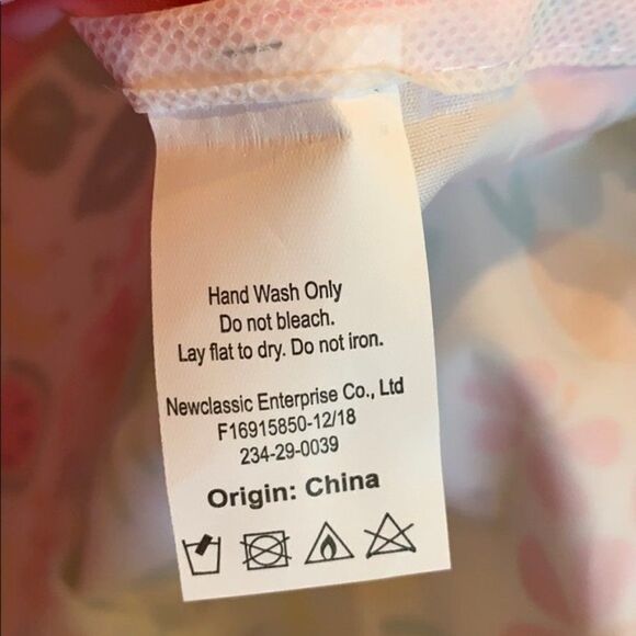 𝅺FRUIT and Floral Backpack - Picture 7 of 8